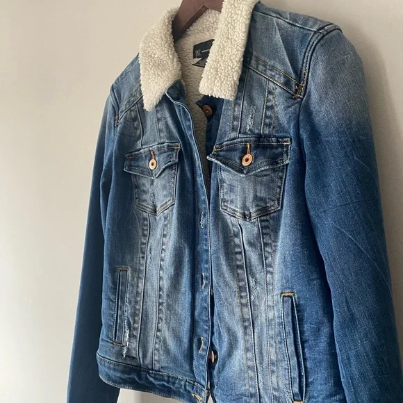 SOLD INC Sherpa-Lined Jean Jacket - Picture 2 of 6